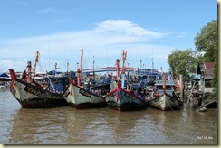 Rainbow Village Kampung Tengah