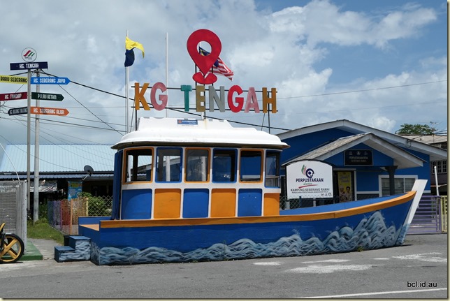 Rainbow Village Kampung Tengah