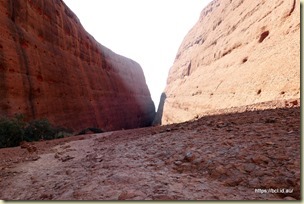 Kata Tjuta Walpa Gorge