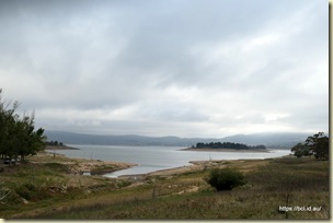 A walk along side Lake Jindabyne