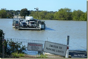 Wellington Road Ferry Across Murray
